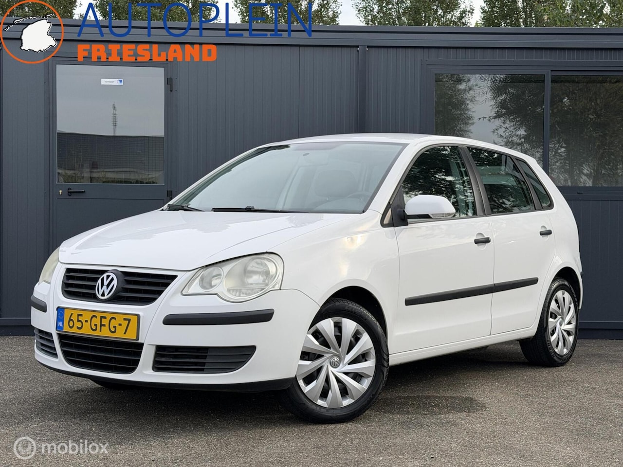 Volkswagen Polo - 1.2-12V Trendline|5DRS|APK 9/27 - AutoWereld.nl