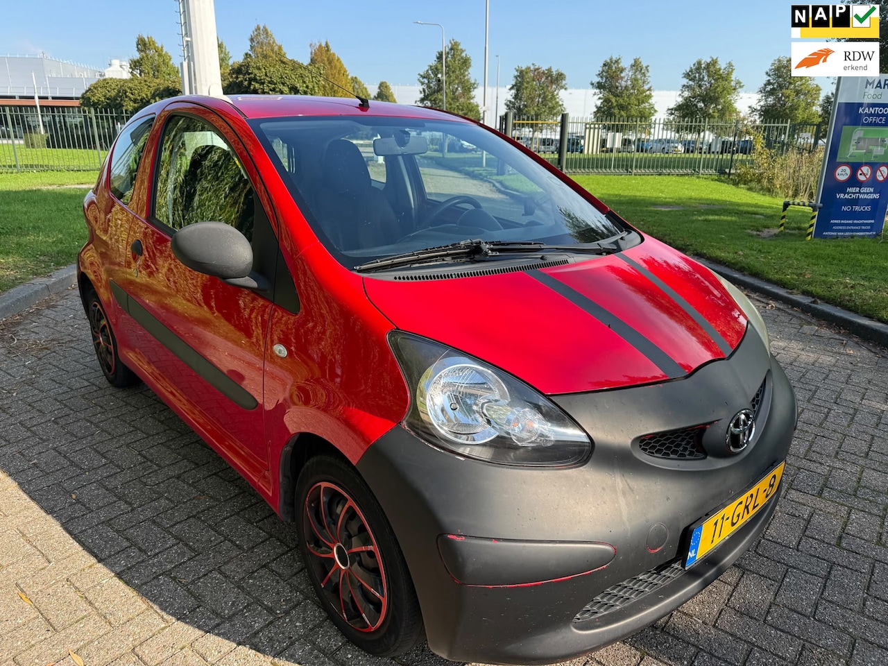 Toyota Aygo - 1.0-12V Airco Nap - AutoWereld.nl