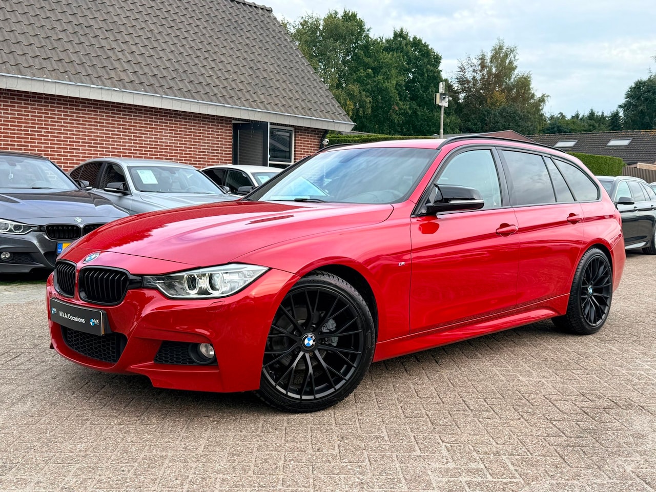 BMW 3-serie Touring - 316i Executive M Sport|Nieuwe Ketting + Klepseals|M sportuitlaat|Navigatie|18 inch|Cruise - AutoWereld.nl