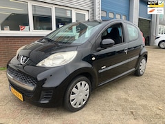 Peugeot 107 - 1.0-12V Millesim 200 Airco