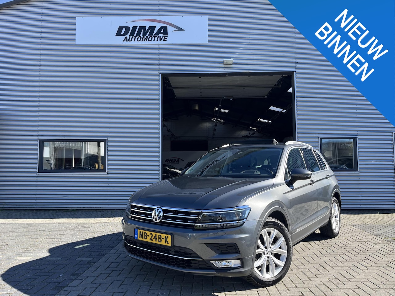 Volkswagen Tiguan - 1.4 TSI ACT Highline Trekhaak / HUD / Panodak - AutoWereld.nl