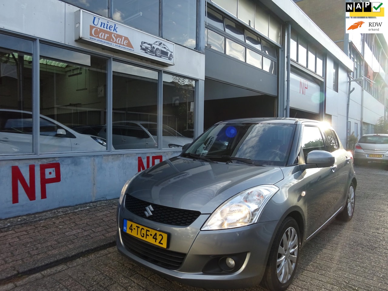 Suzuki Swift - 1.2 Exclusive EASSS 1.2 Exclusive EASSS - AutoWereld.nl