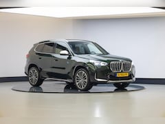 BMW X1 - sDrive18i | X-Line | Innovation Pack | Panoramadak | NL auto |