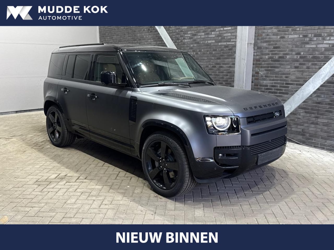 Land Rover Defender 110 - P300e X-Dynamic HSE | SATIN | ClearSight | Meridian Surround | Head-Up | 360° Camera | Sto - AutoWereld.nl