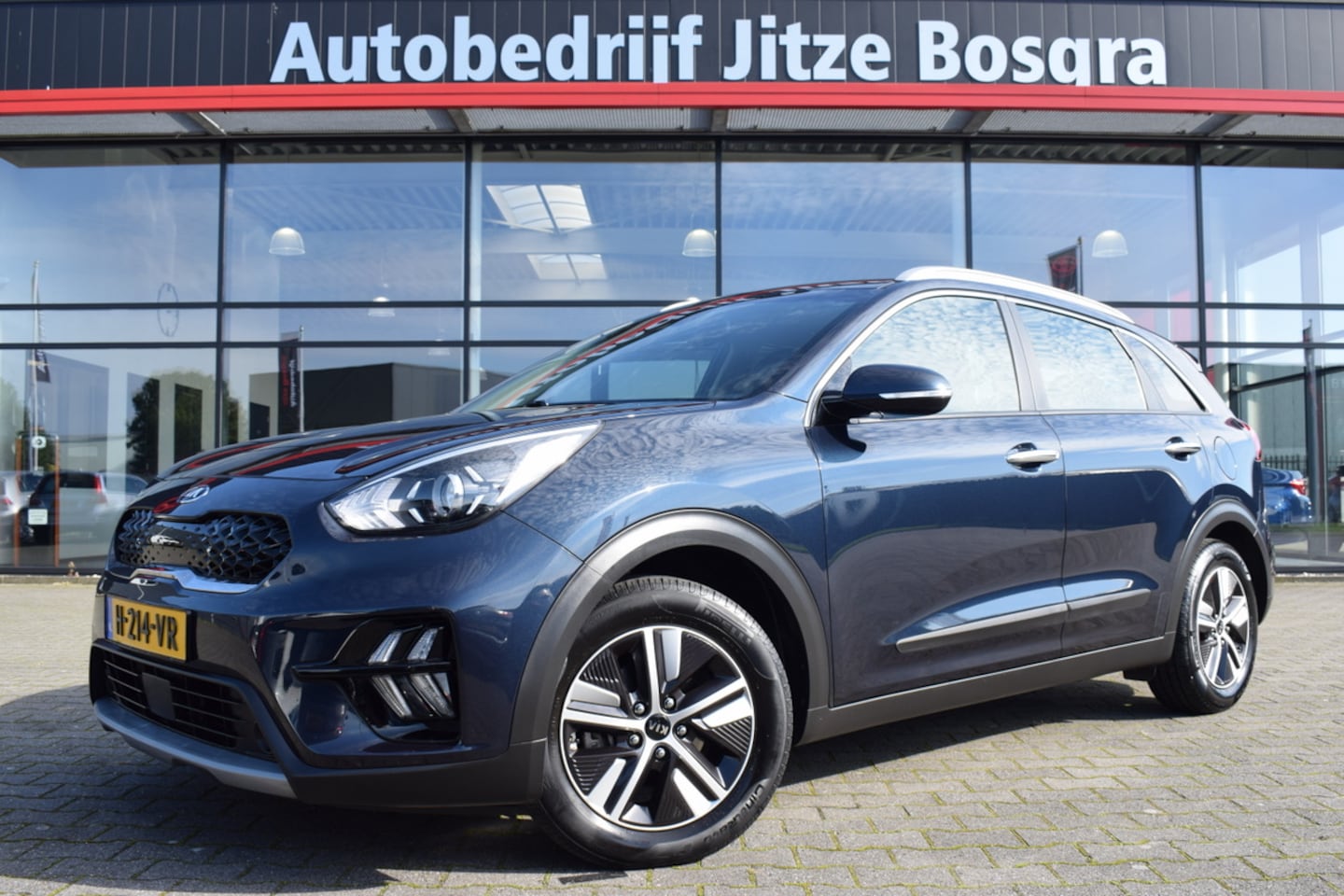 Kia Niro - 1.6 GDi Hybrid DynamicLine Carplay | Half Leder | Full Map Navi | Volledig Onderhouden!! - AutoWereld.nl