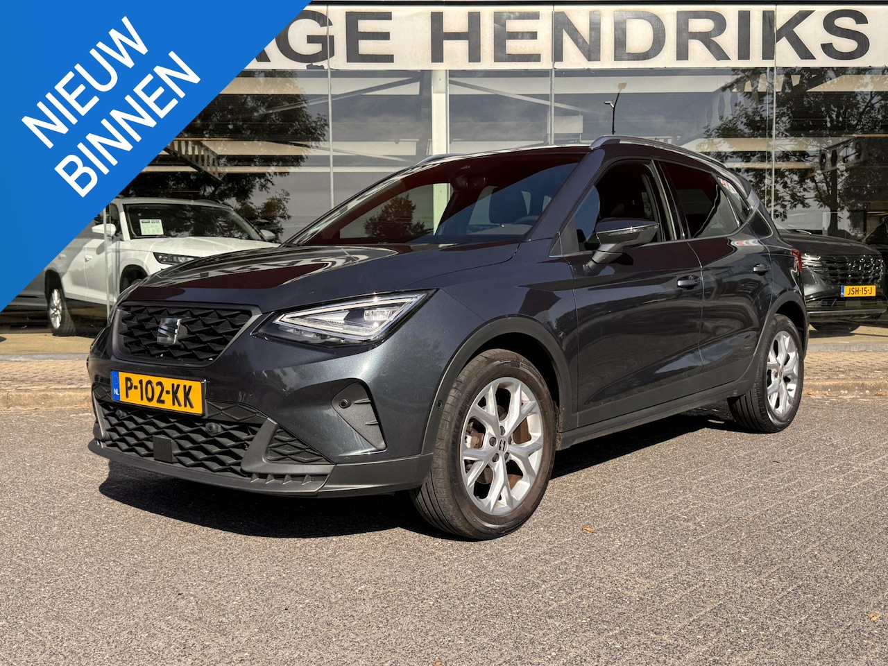SEAT Arona - 1.5 TSI EVO FR Business Intense Plus | Trekhaak | Stoelverwarming | LM 17 inch | Full Led - AutoWereld.nl