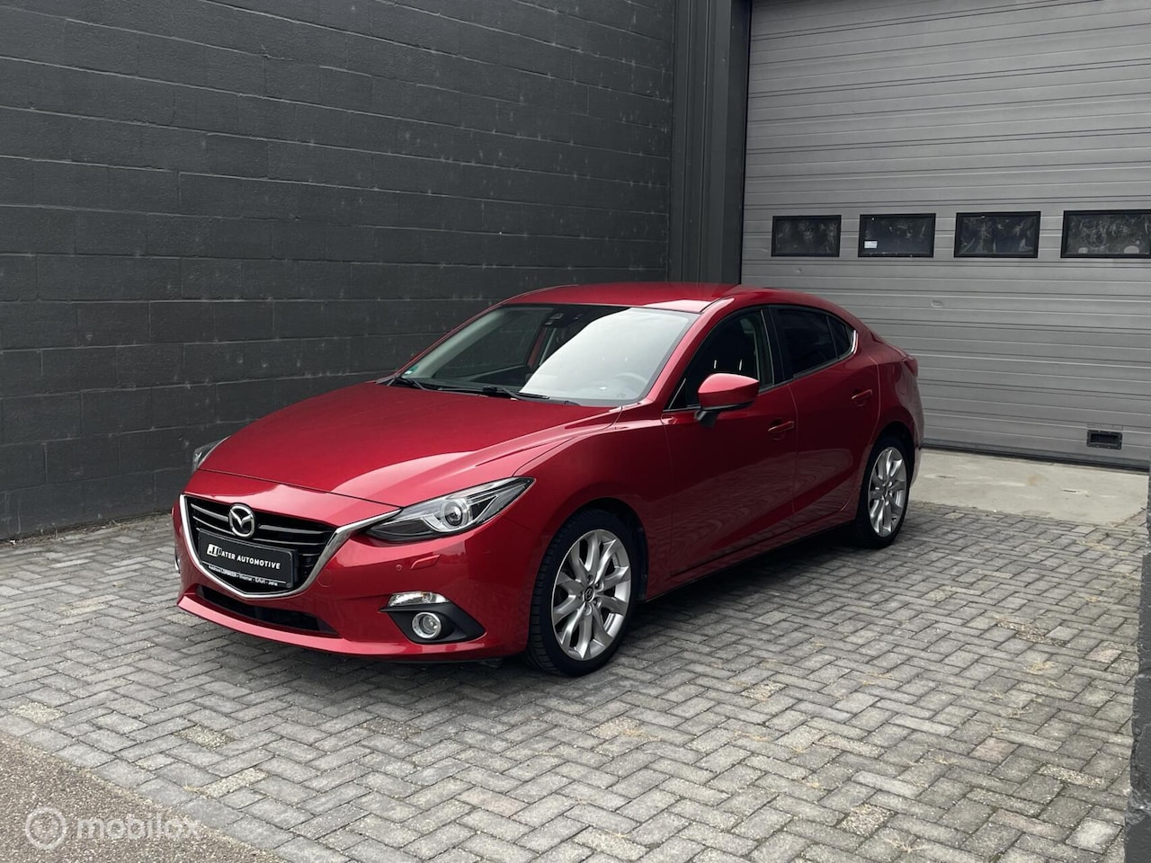 Mazda 3 - 2.0 SkyActiv Sedan | AIRCO | Bose | HUD | Navi | PDC | - AutoWereld.nl