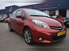 Toyota Yaris - 1.3 VVT-i Dynamic , TREKHAAK , A UITRIJ CAM , CLIMATR , NAVI , LMV 16 ,