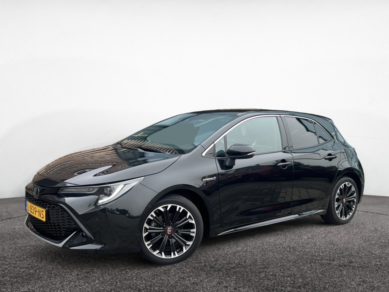 Toyota Corolla - 1.8 Hybrid GR Sport 1.8 Hybrid GR-Sport - AutoWereld.nl