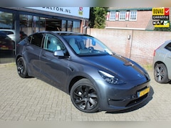 Tesla Model Y - Long Range AWD 75 kWh TREKHAAK WIT LEER