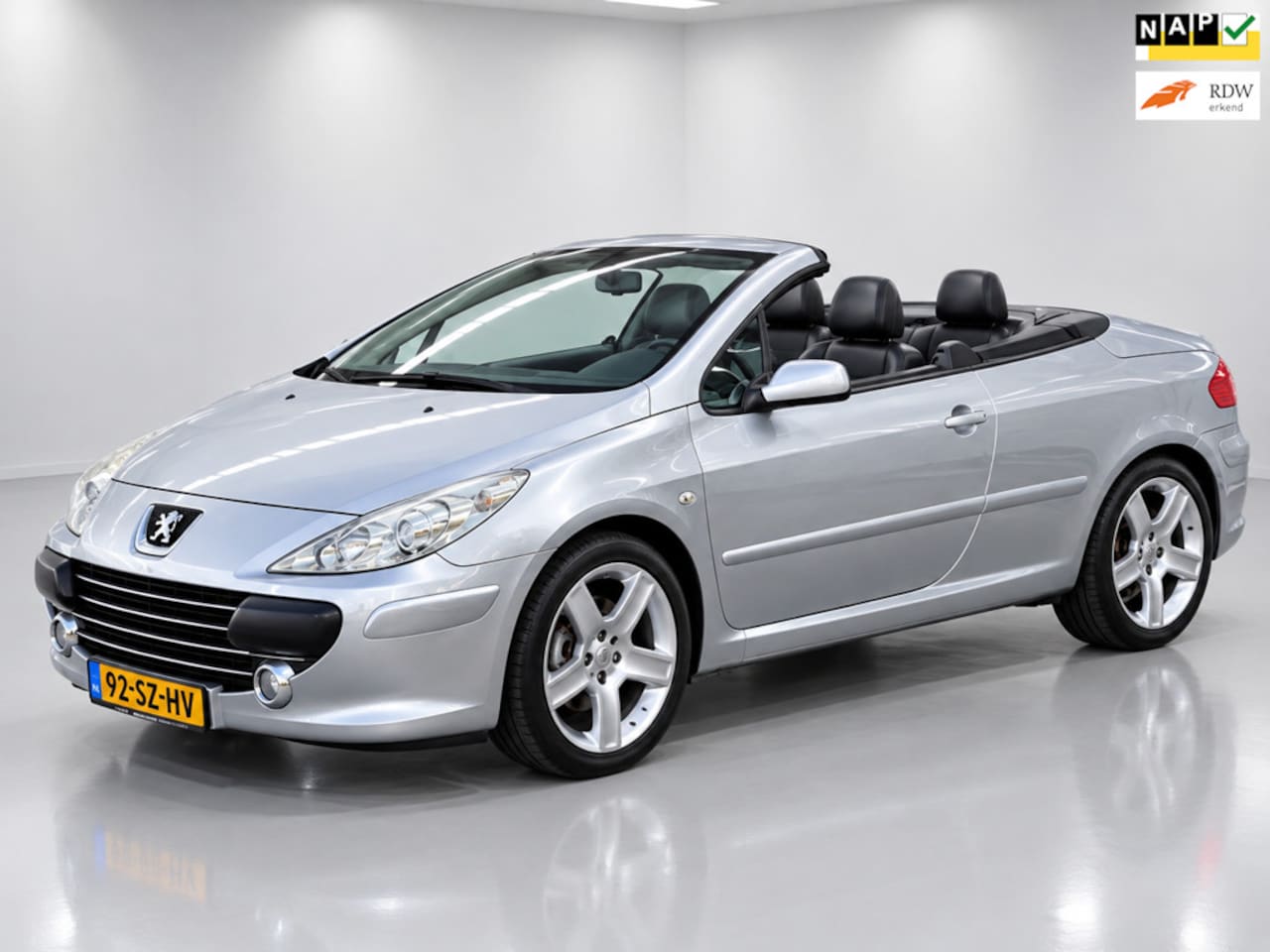 Peugeot 307 CC - 2.0-16V Oxygo 2.0-16V Oxygo - AutoWereld.nl