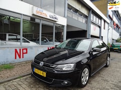 Volkswagen Jetta - 1.4 TSI Hybrid Highline