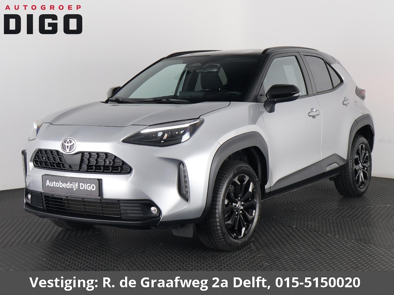 Toyota Yaris Cross - 1.5 Hybrid 115 Dynamic Luxury Bi-Tone | Stuur- & Stoelverwarming | Apple Carplay & Android - AutoWereld.nl