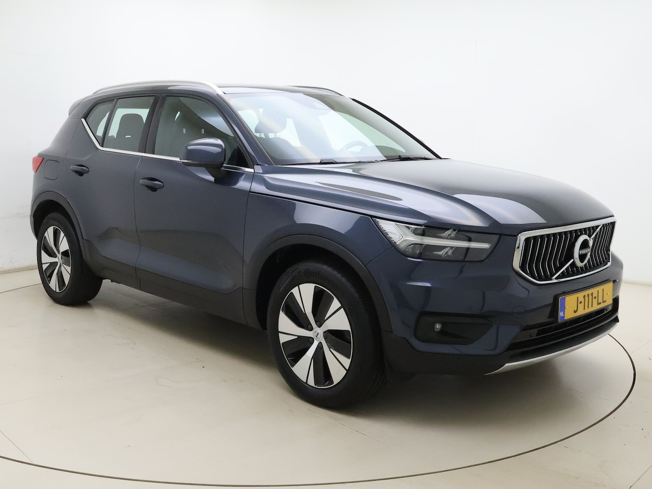 Volvo XC40 - T5 Recharge Business Pro / Stoel-Stuur verwarming / Trekhaak / Navi / Bluetooth / Pdc came - AutoWereld.nl