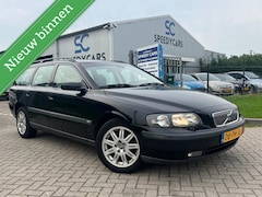 Volvo V70 - 2.4 Edition II Cruise Clima Trekhaak Zwart