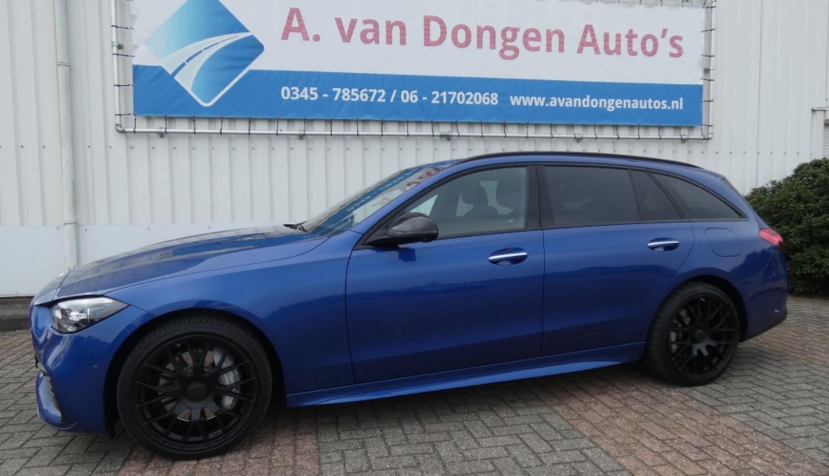 Mercedes-Benz C-klasse - 300 e AMG Line 300 E AMG LINE,Navi,Trhaak,360,Led,Dodehoek, - AutoWereld.nl