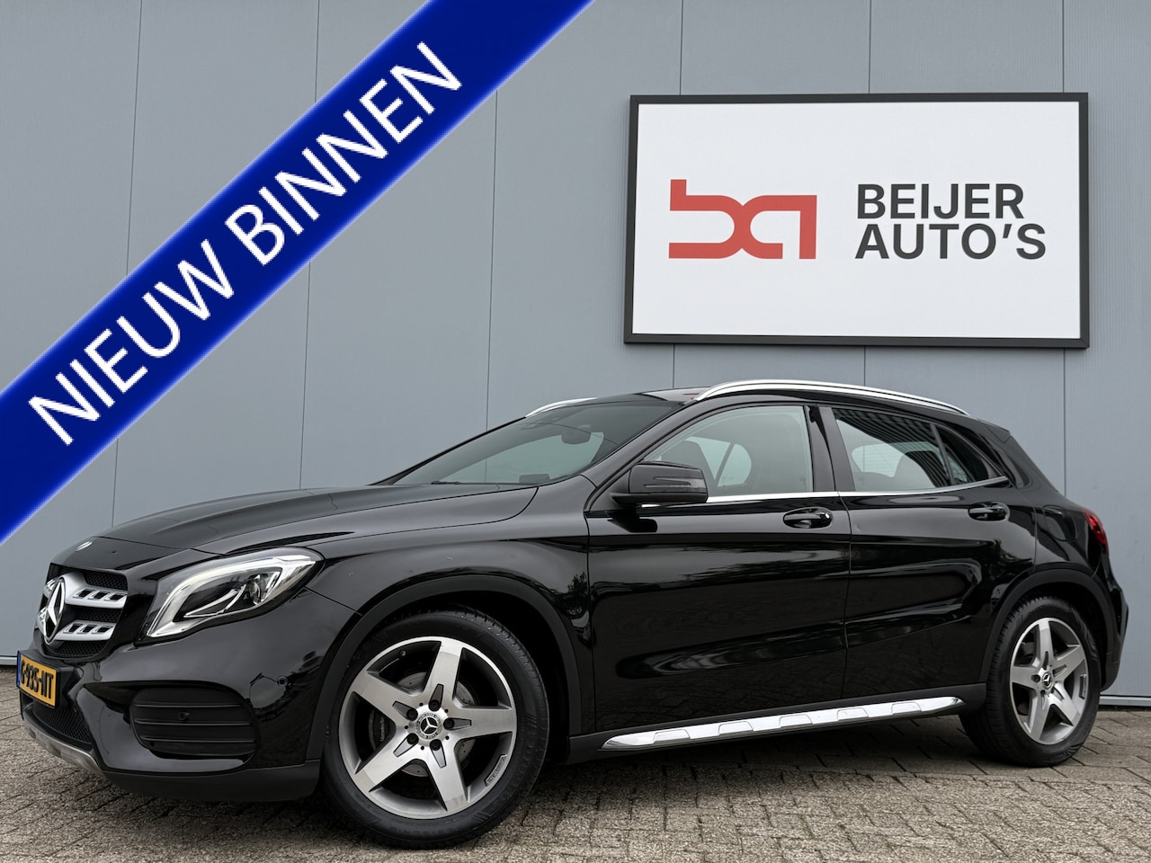 Mercedes-Benz GLA-Klasse - 180 Business Solution AMG Automaat Trekhaak - AutoWereld.nl