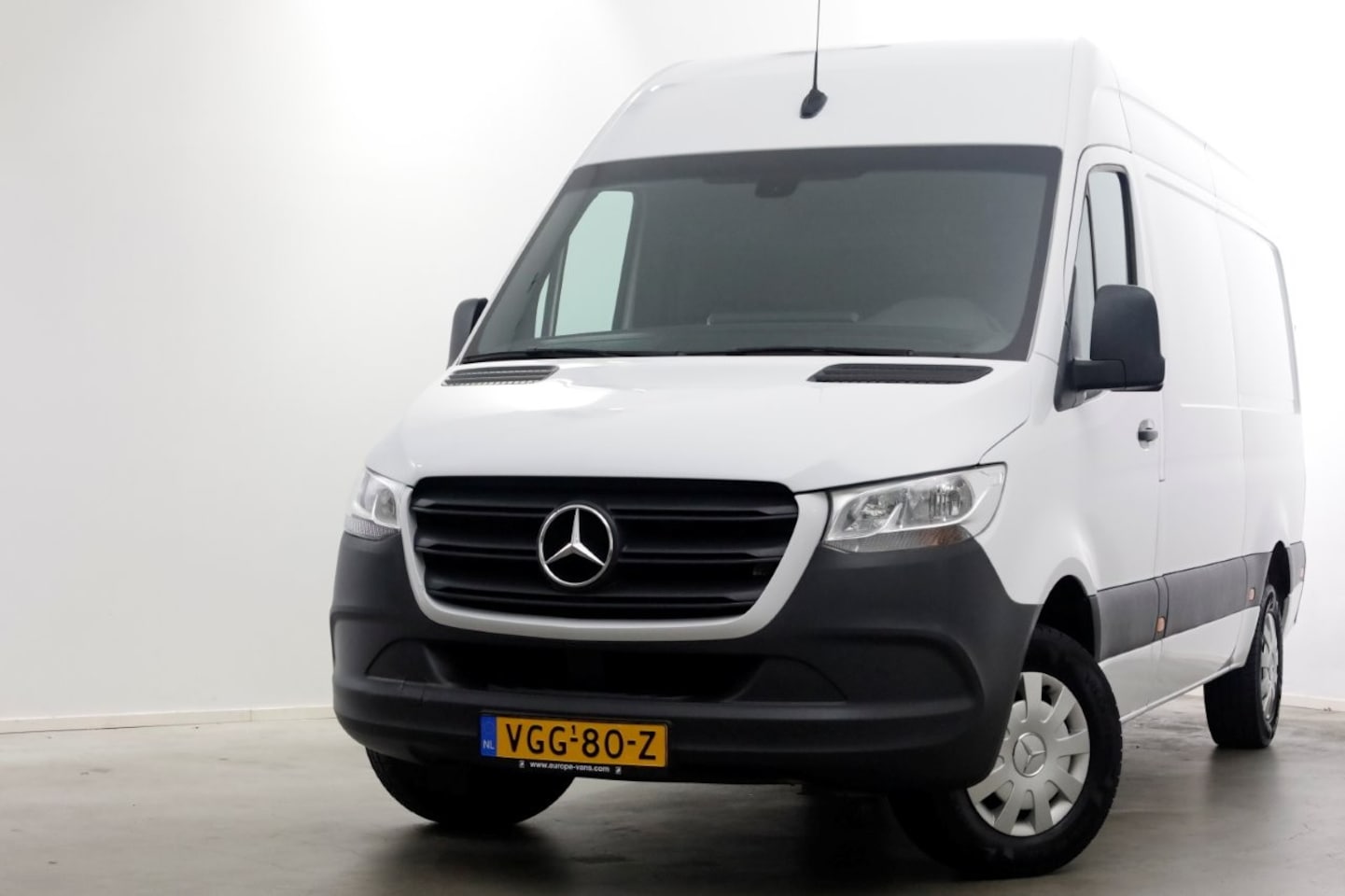 Mercedes-Benz Sprinter - 316 CDI 163pk RWD L2H2 7G Automaat Airco/Navi/Trekhaak 3500kg 08-2020 - AutoWereld.nl