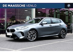 BMW 1-serie - 120 M Sport Automaat / Achteruitrijcamera / Stuurverwarming / Stoelverwarming / Leder / LE