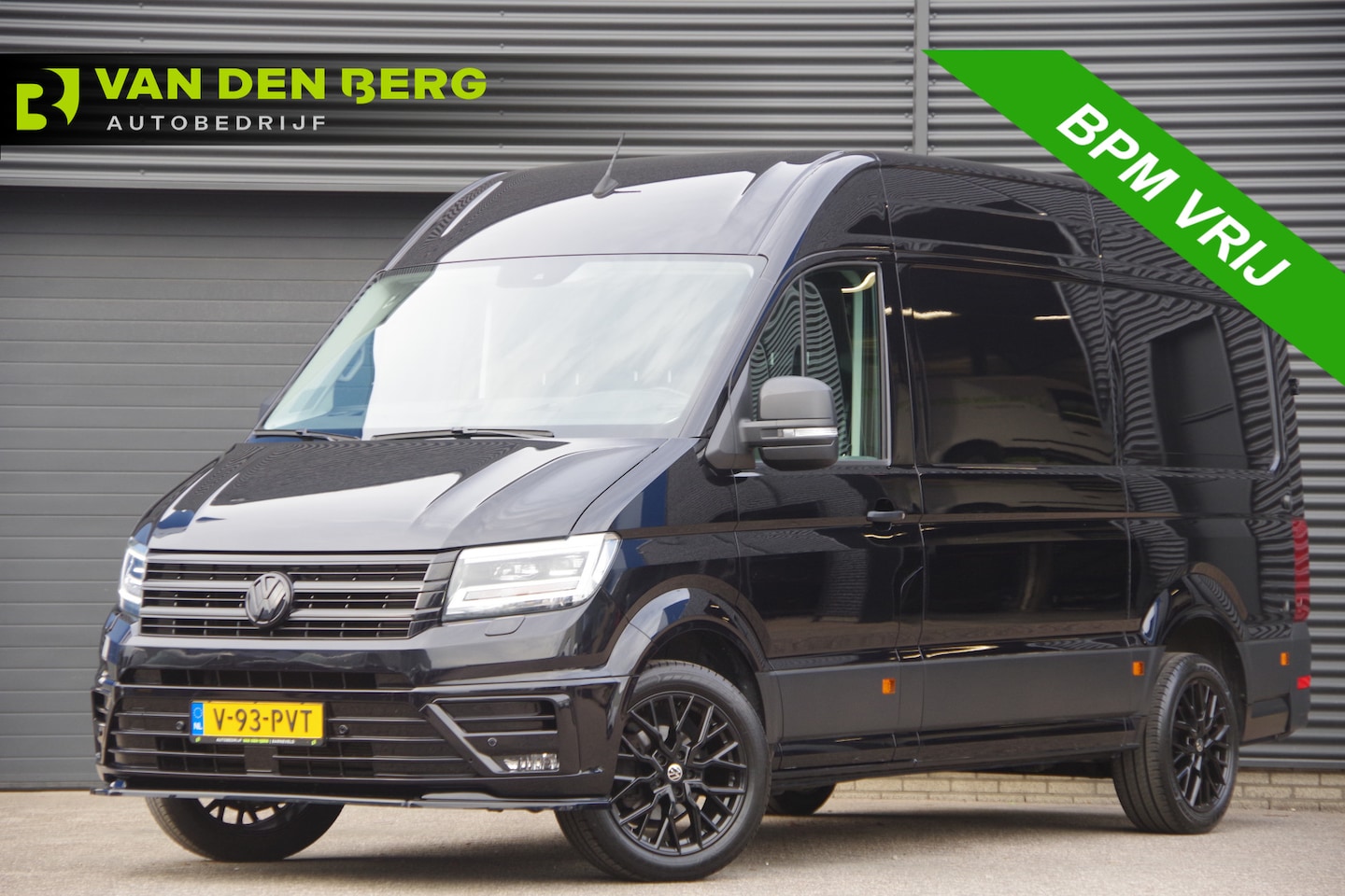 Volkswagen Crafter - 35 2.0 TDI L3H3(L2H2) 3-ZITS, 177PK AUT. LED, ADAPT. CRUISE, STOELVERWARMING, STUURVERWARM - AutoWereld.nl