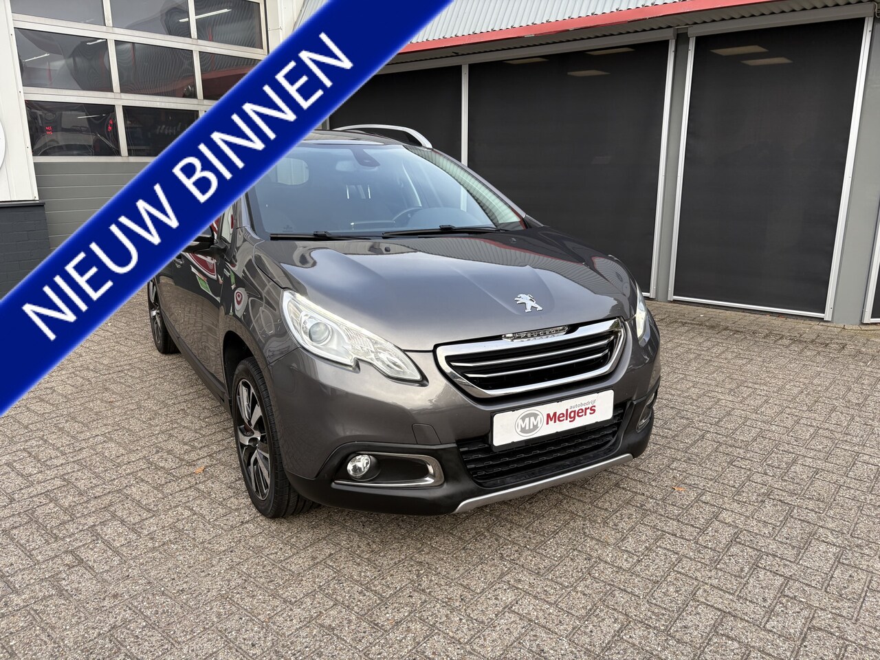 Peugeot 2008 - 1.2 PureTech Urban Cross 1.2 PureTech Urban Cross - AutoWereld.nl