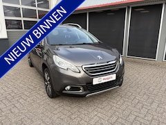 Peugeot 2008 - 1.2 PureTech Urban Cross