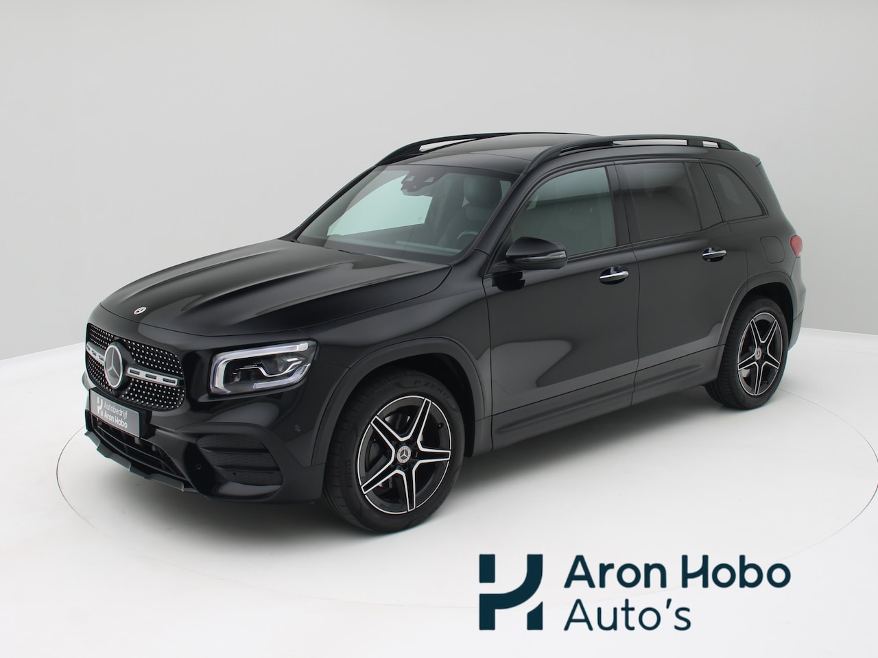 Mercedes-Benz GLB - 200 AMG 7p. Pano, Trekhaak, Distronic, Memory - AutoWereld.nl