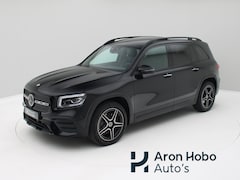 Mercedes-Benz GLB - 200 AMG 7p. Pano, Trekhaak, Distronic, Memory