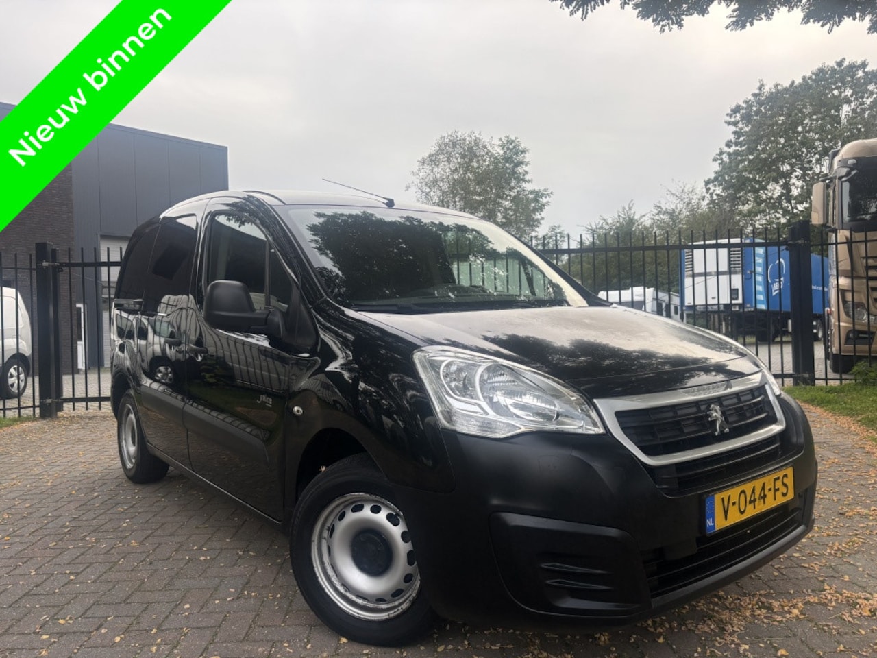 Peugeot Partner - 1.6 BlueHDi Galicia|Facelift|Airco|Schuifdeur|2017 - AutoWereld.nl