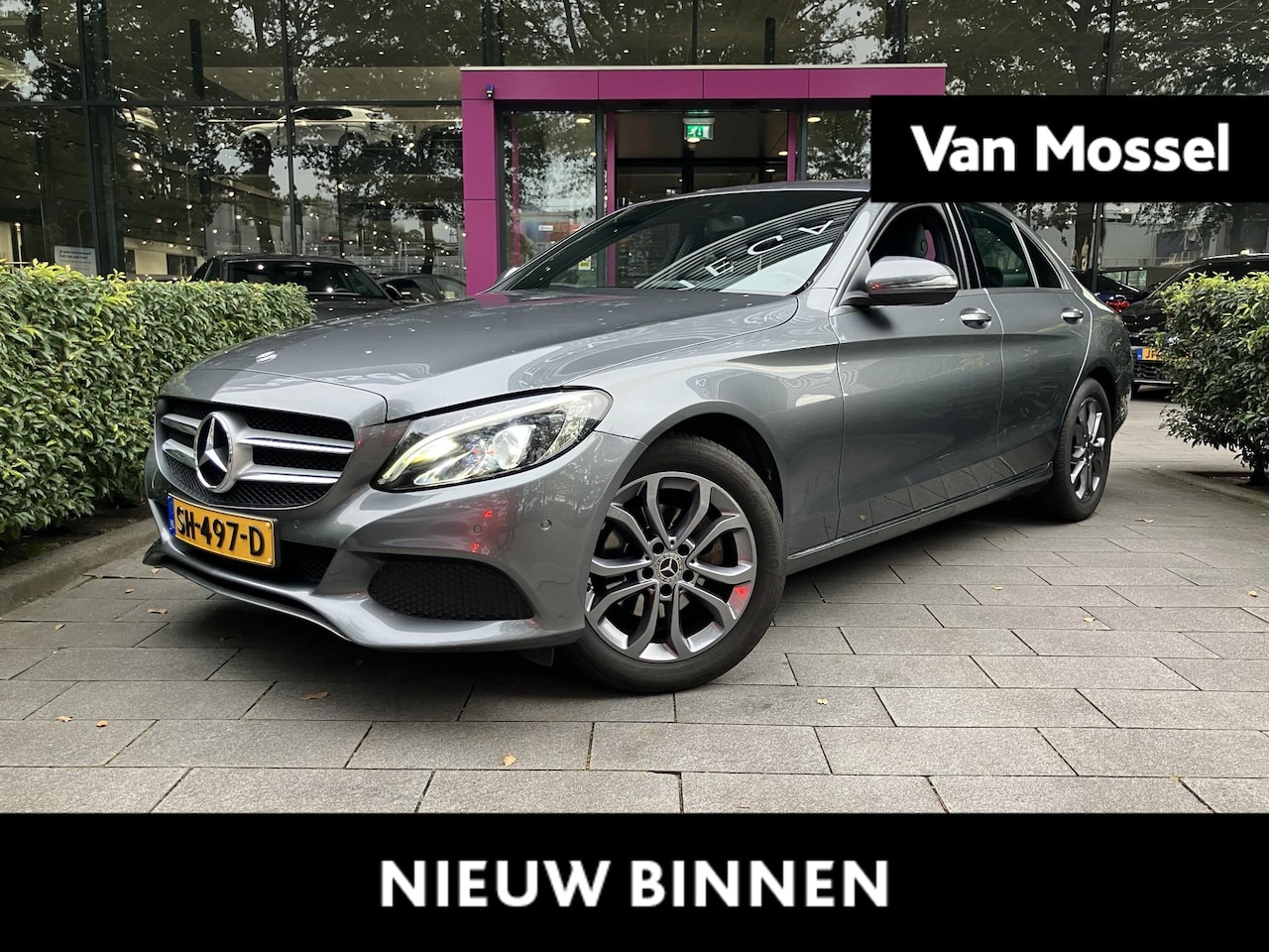 Mercedes-Benz C-klasse - 180 Premium | WORDT VERWACHT | ACHTERUITRIJCAMERA | STOELVERWARMING | TREKHAAK | NAVIGATIE - AutoWereld.nl