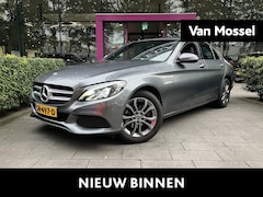 Mercedes-Benz C-klasse - 180 Premium | WORDT VERWACHT | ACHTERUITRIJCAMERA | STOELVERWARMING | TREKHAAK | NAVIGATIE