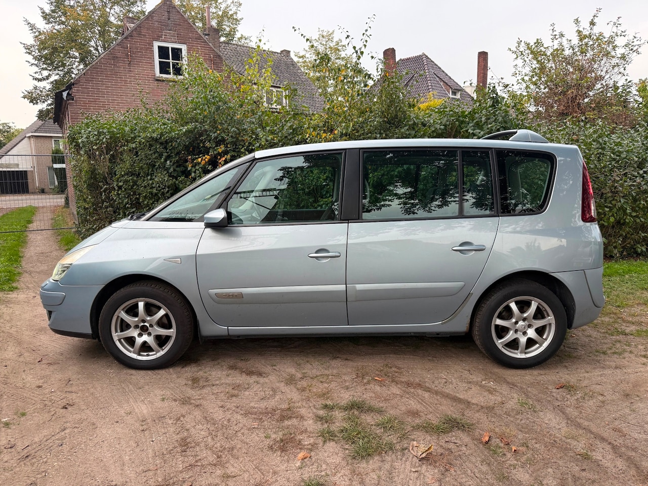 Renault Espace - 2.0T Privilège AUTOMAAT CLIMA PANO The Car Drives And Shifts Well - AutoWereld.nl