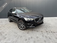 Volvo XC60 - 2.0 T8 Twin Engine AWD R-Design |SOH 91.4% | Trekhaak | Stoelverwarming + Achterbank Verwa