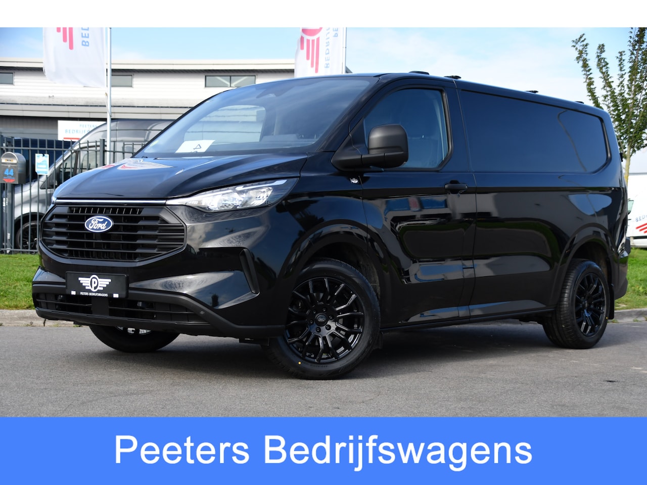 Ford Transit Custom - 300 2.0 TDCI L1H1 Black Edition Cruise, Camera, Carplay, LED, 136pk, Automaat, NAVI, Airco - AutoWereld.nl