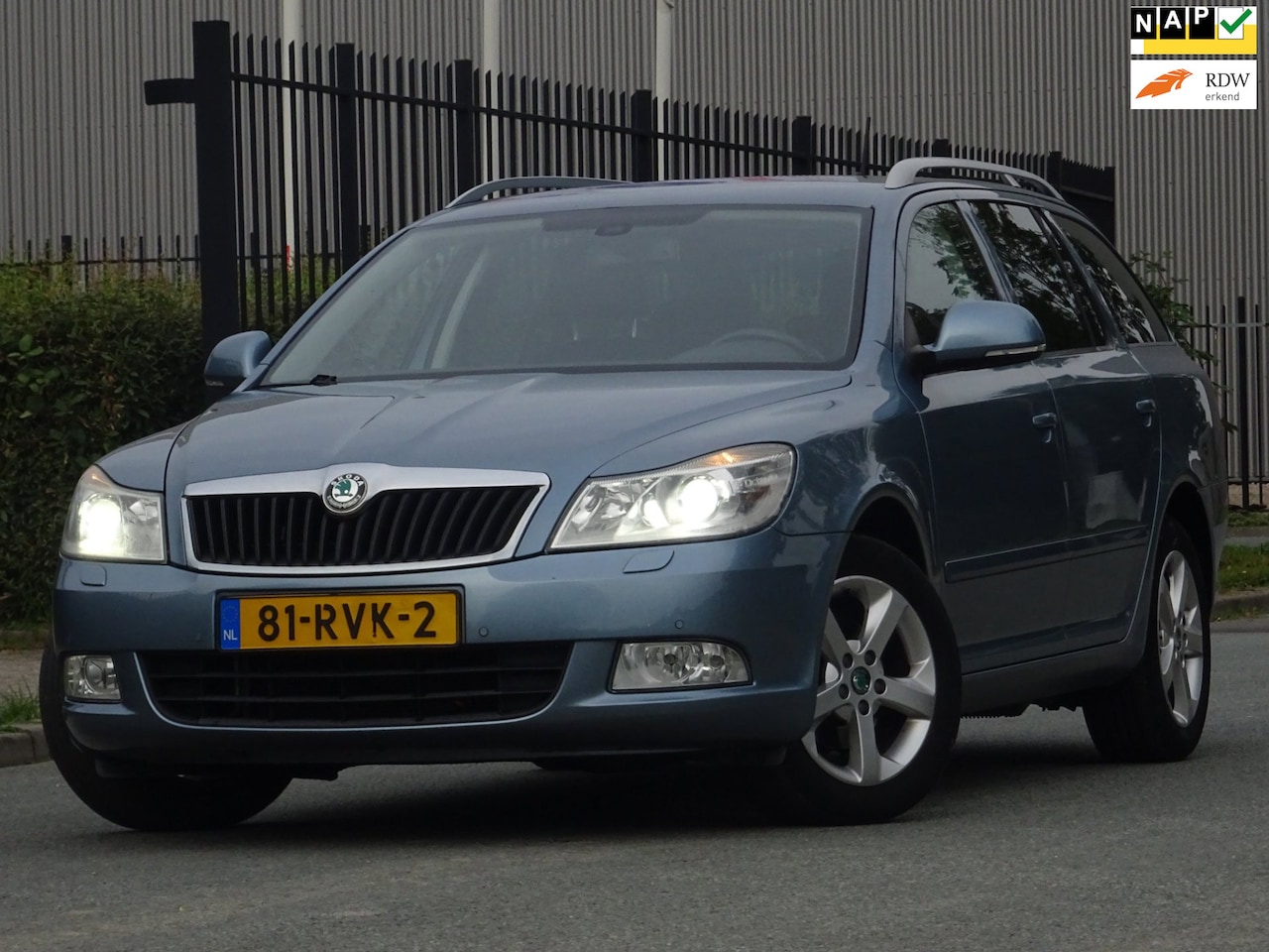 Skoda Octavia Combi - 1.2 TSI Elegance Business Line AC/CRUISE - AutoWereld.nl
