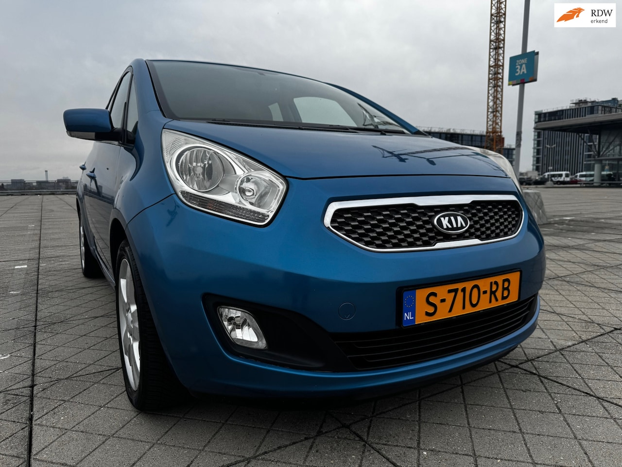 Kia Venga - 1.6 CVVT X-ecutive AUT CLIMA CRUISE LEER CAMERA - AutoWereld.nl