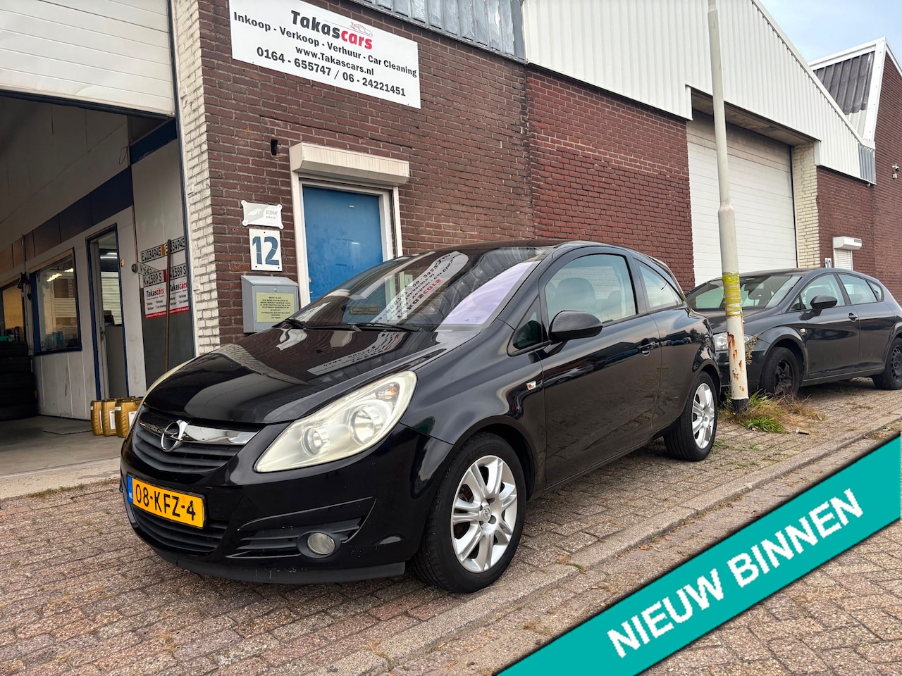 Opel Corsa - 1.4-16V Cosmo AIRCO&JAAR APK - AutoWereld.nl