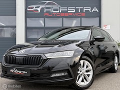 Skoda Octavia Combi - 1.5 e-TSI Sportline Aut. Trekhk Schaalstoellen