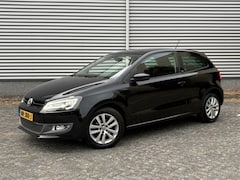 Volkswagen Polo - 1.2 HighLine Carplay Stoelvw Airco Xenon Led Dynamisch