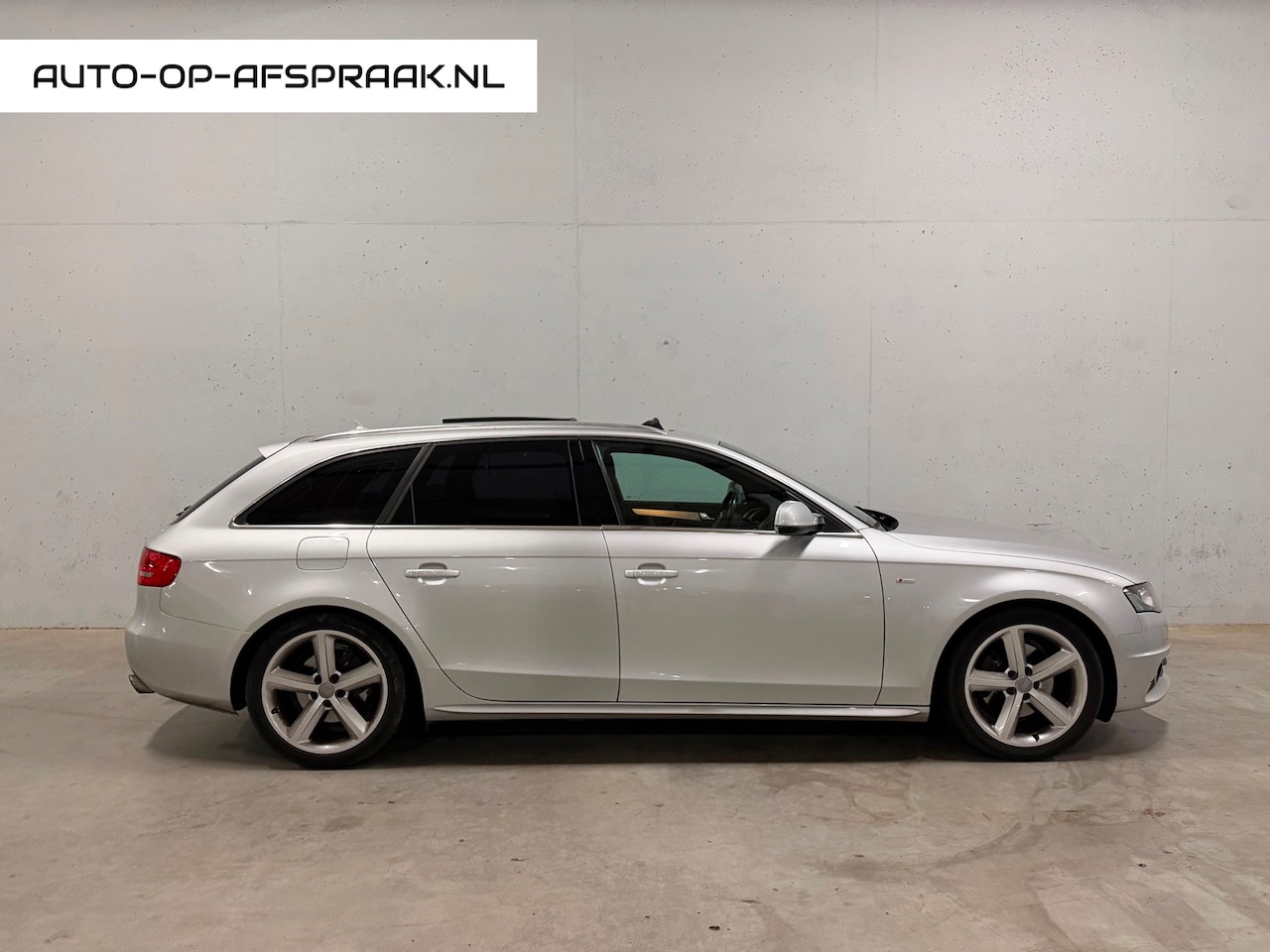 Audi A4 Avant - 2.0 TFSI B&O Pano Navi Leer S-Line Trekhaak - AutoWereld.nl