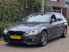 BMW 3-serie Touring - M Sport High Executive Panorama Trekhaak Apple CarPlay 6WB virtual dash NAP NL