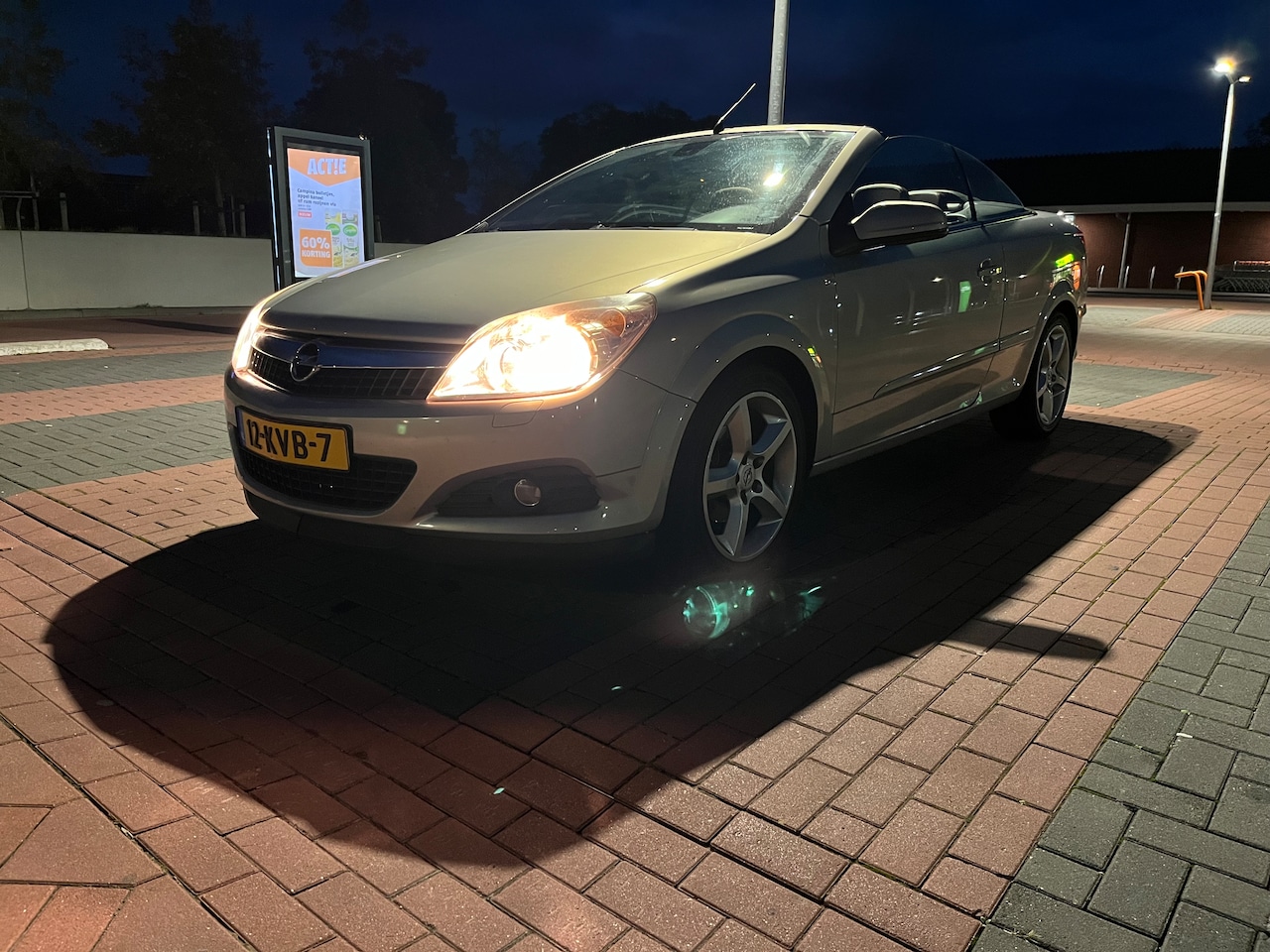 Opel Astra TwinTop - 1.8 Enjoy - AutoWereld.nl