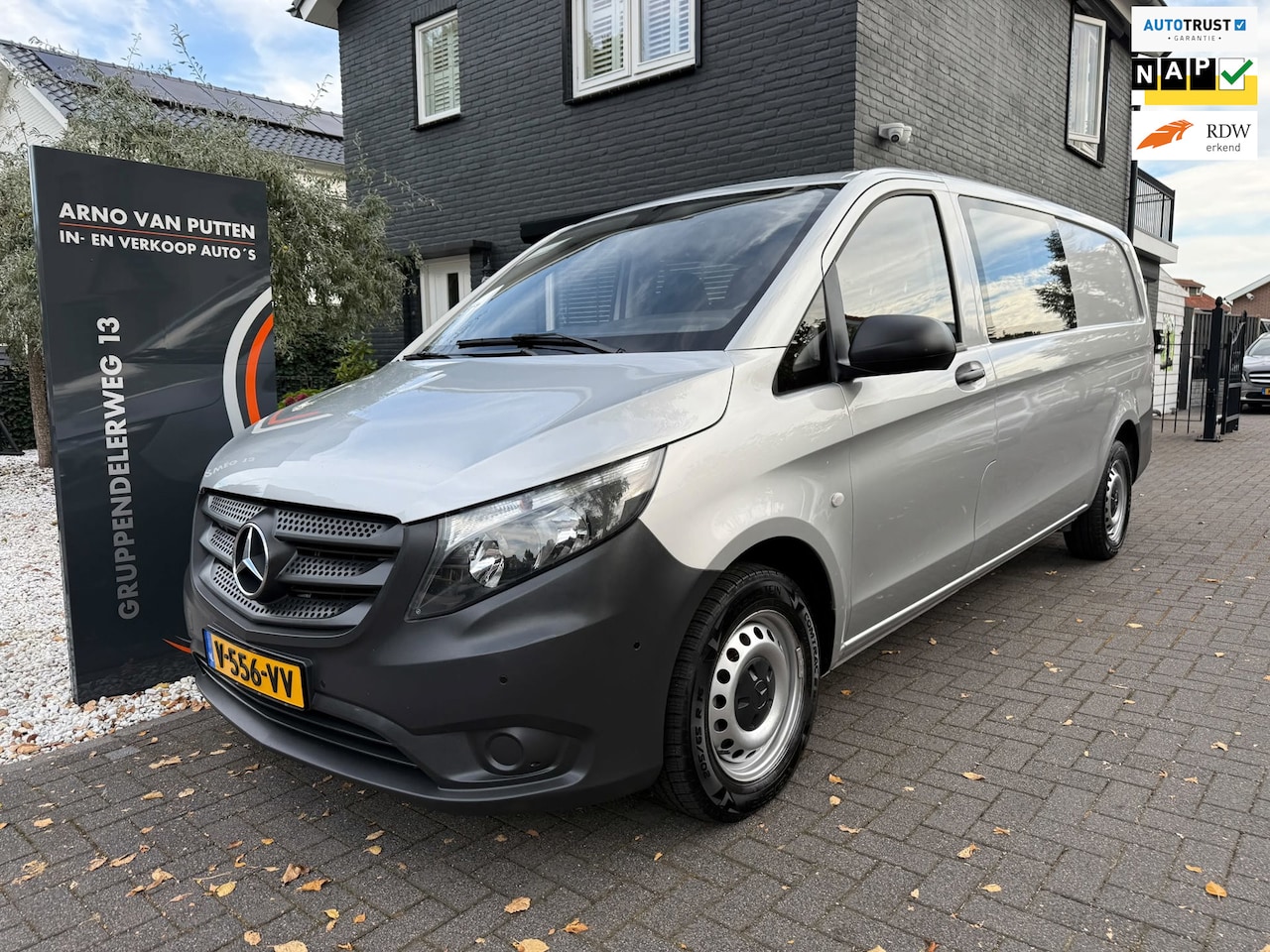 Mercedes-Benz Vito - 109 CDI Extra Lang / Dubbele Cabine / Camera / Cruise / PDC / Airco - AutoWereld.nl