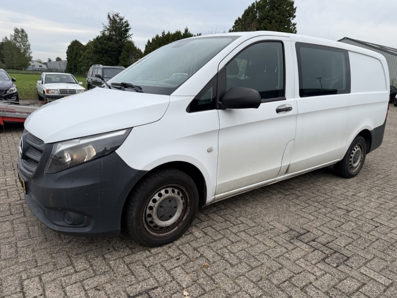 Mercedes-Benz Vito - 111 CDI 2017 Dubbele Cabine Airco APK 11-26 - AutoWereld.nl