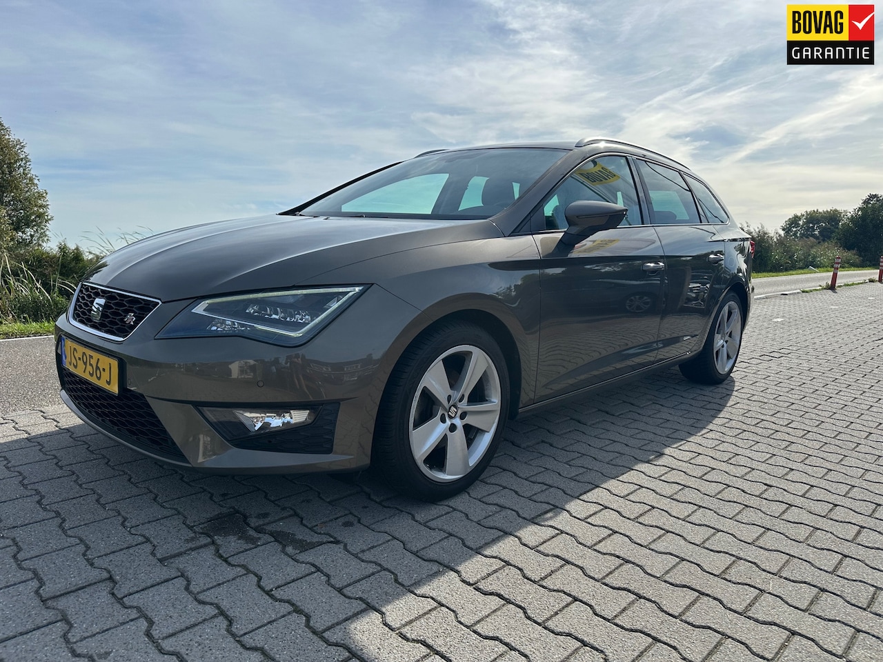 SEAT Leon ST - 1.4 EcoTSI FR Connect, Carplay, Led, Elektrische half lederen stoelen, Camera, Cruisecontr - AutoWereld.nl