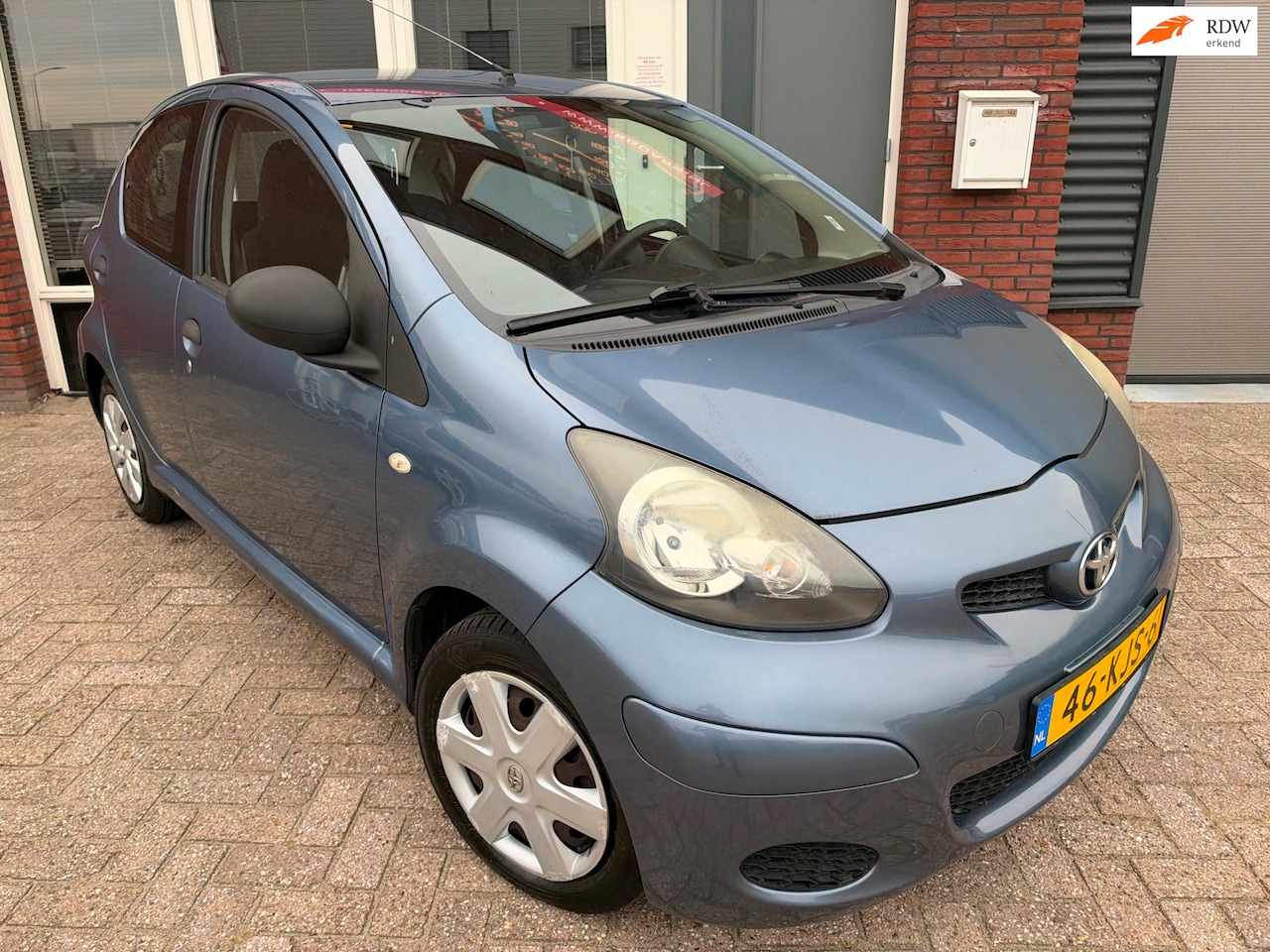 Toyota Aygo - 1.0-12V Access / 5DRS / ESP / Radio-CD - AutoWereld.nl