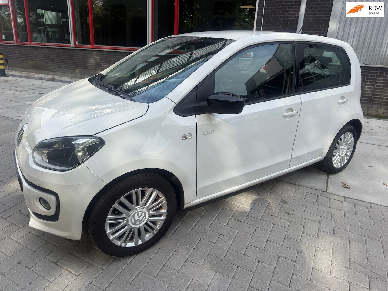 Volkswagen Up! - 1.0 high up! BlueMotion 1.0 high up! BlueMotion - AutoWereld.nl