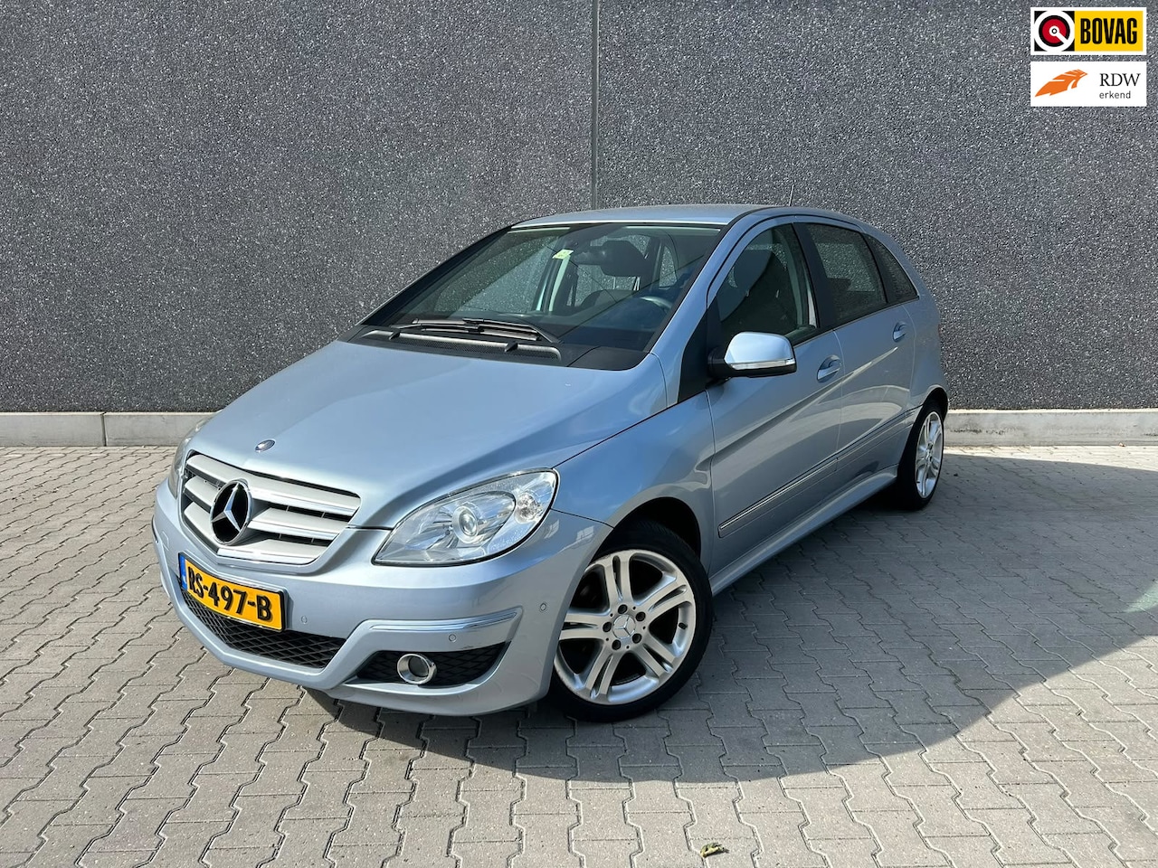 Mercedes-Benz B-klasse - 160 Business Class | AUTOMAAT | AIRCO | STOELVERWARMING | CC | PDC | APK T/M 7-10-2027 | A - AutoWereld.nl