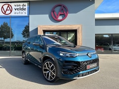 Volkswagen Tayron - 1.5 eHybrid R-Line | Panoramadak | Trekhaak | Head Up | Harman/Kardon | 360 Camera | Elek.