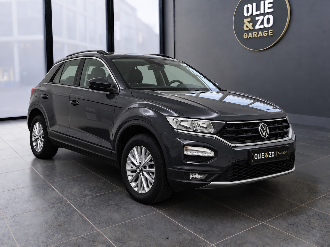 Volkswagen T-Roc - 1.5 TSI Style | ACC | Navi | Camera | Trekhaak - AutoWereld.nl